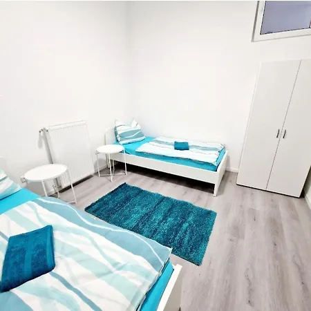 Apartamento Monteurwohnung - 4 Zimmer, 2 Baeder Bis Zu 8 Personen Niederzissen