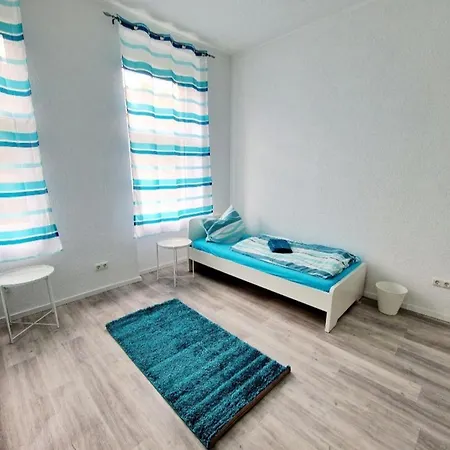 Apartamento Monteurwohnung - 4 Zimmer, 2 Baeder Bis Zu 8 Personen